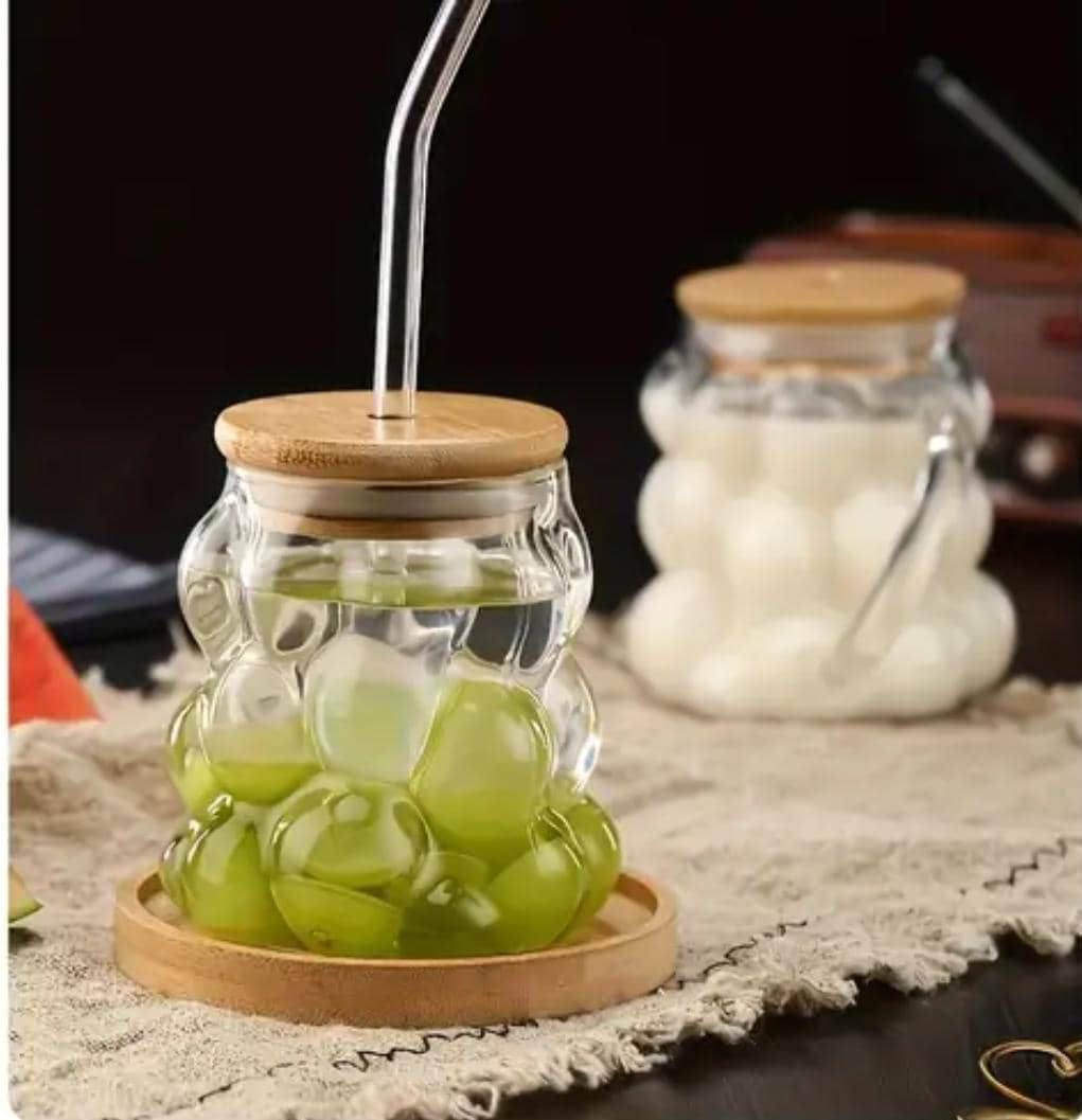 Grape-shaped High Borosilicate Glass Mug with wooden lid and glass straw
